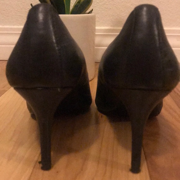Vince Camuto 3 inch Pumps - Picture 8 of 9